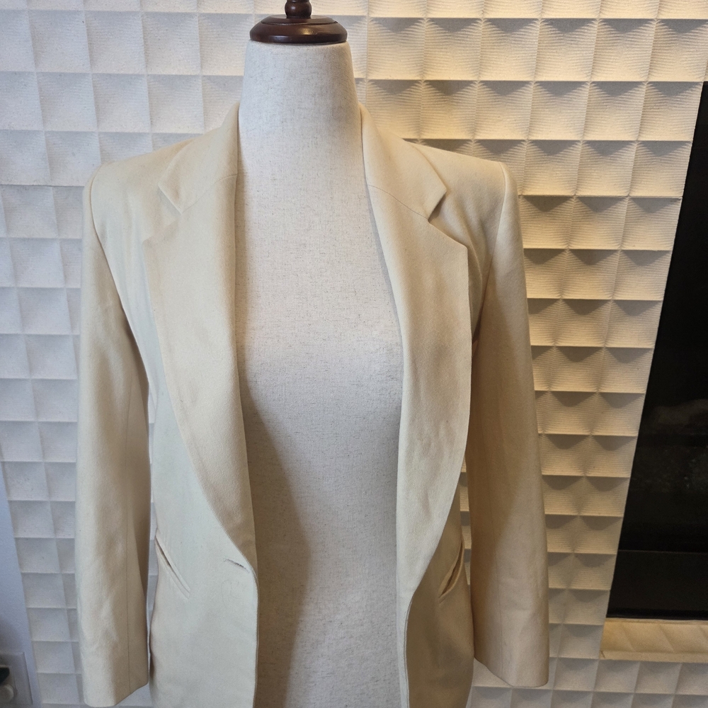Vintage Pendleton 100% Pure Virgin Wool Cream Blazer, Made in USA - Size 4P / Sm